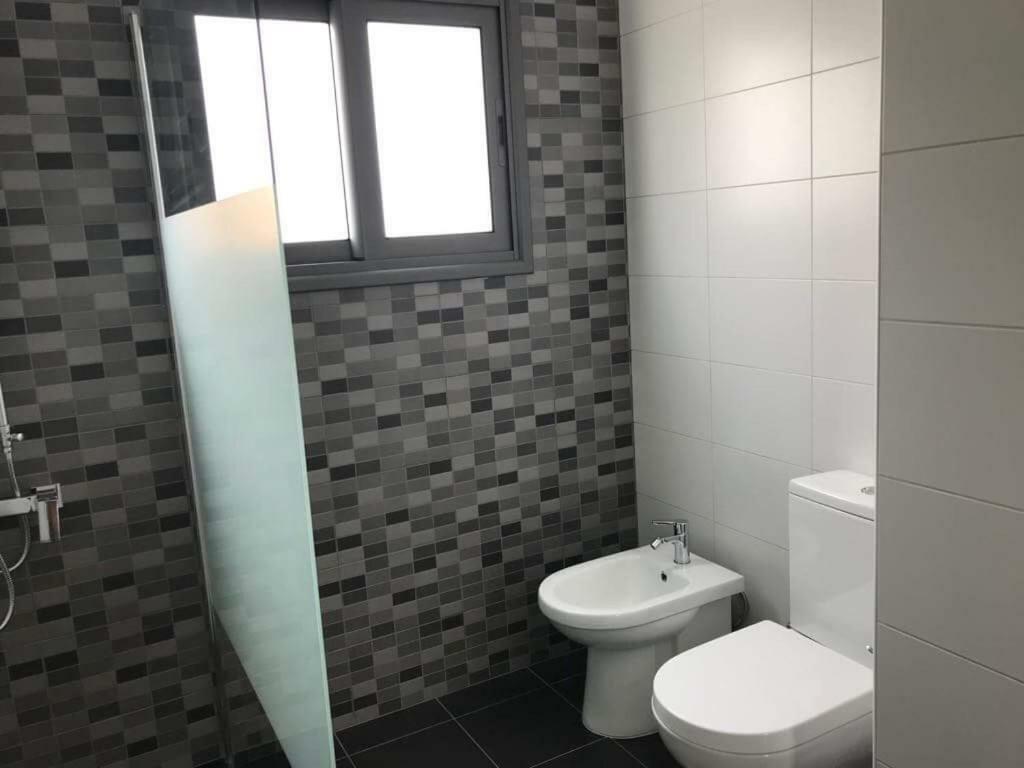 Mare Monte Seaview Boutique Apartment Paphos ภายนอก รูปภาพ