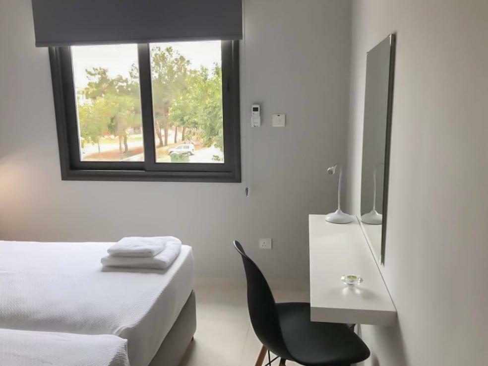 Mare Monte Seaview Boutique Apartment Paphos ภายนอก รูปภาพ